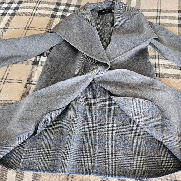 Stylish Gray Wrap Coat - Picture 8 of 12